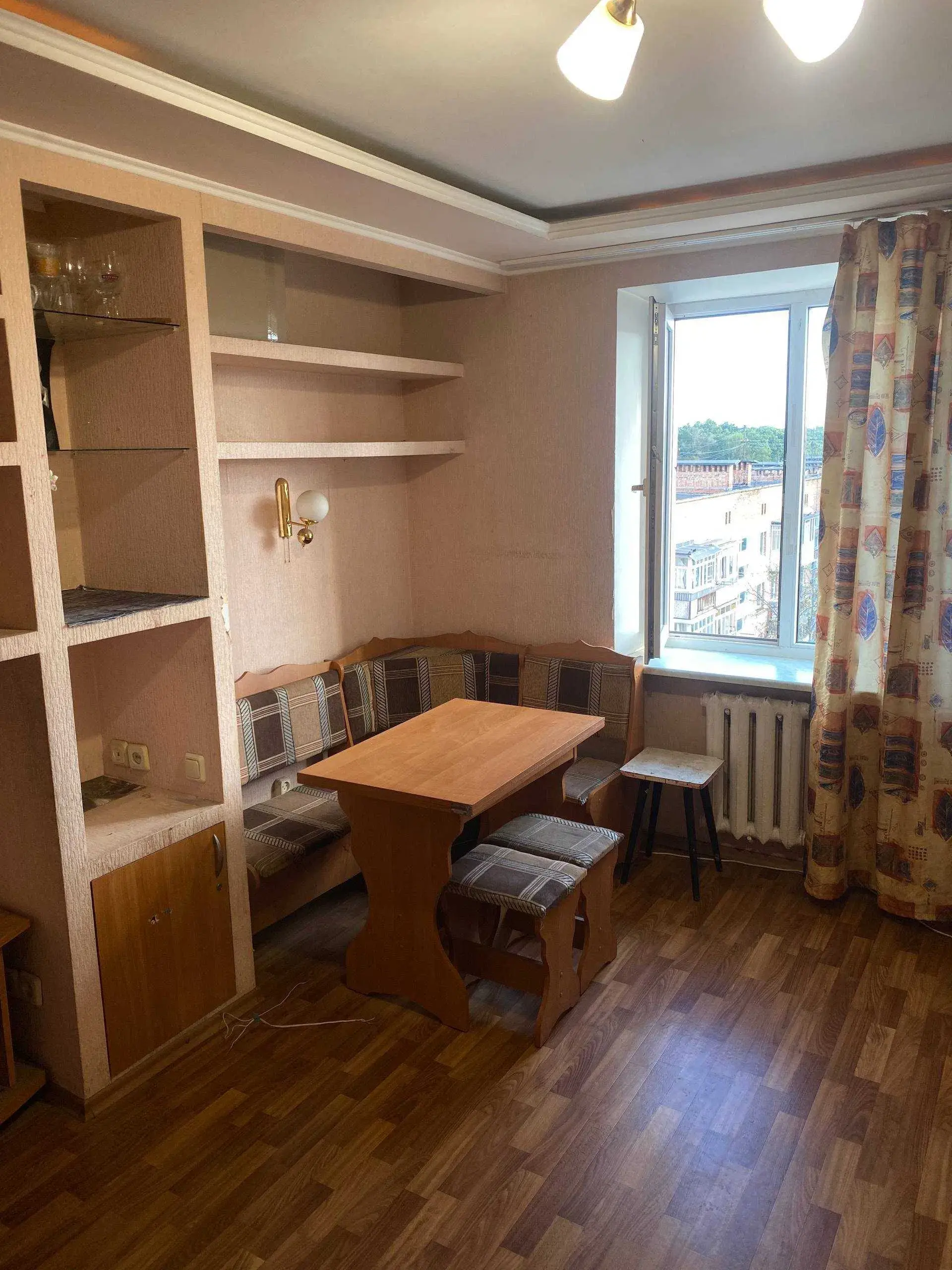 Зображення Продаж 2 - кімнатної квартири, площею - 46 кв.м., мікрорайон - Половки