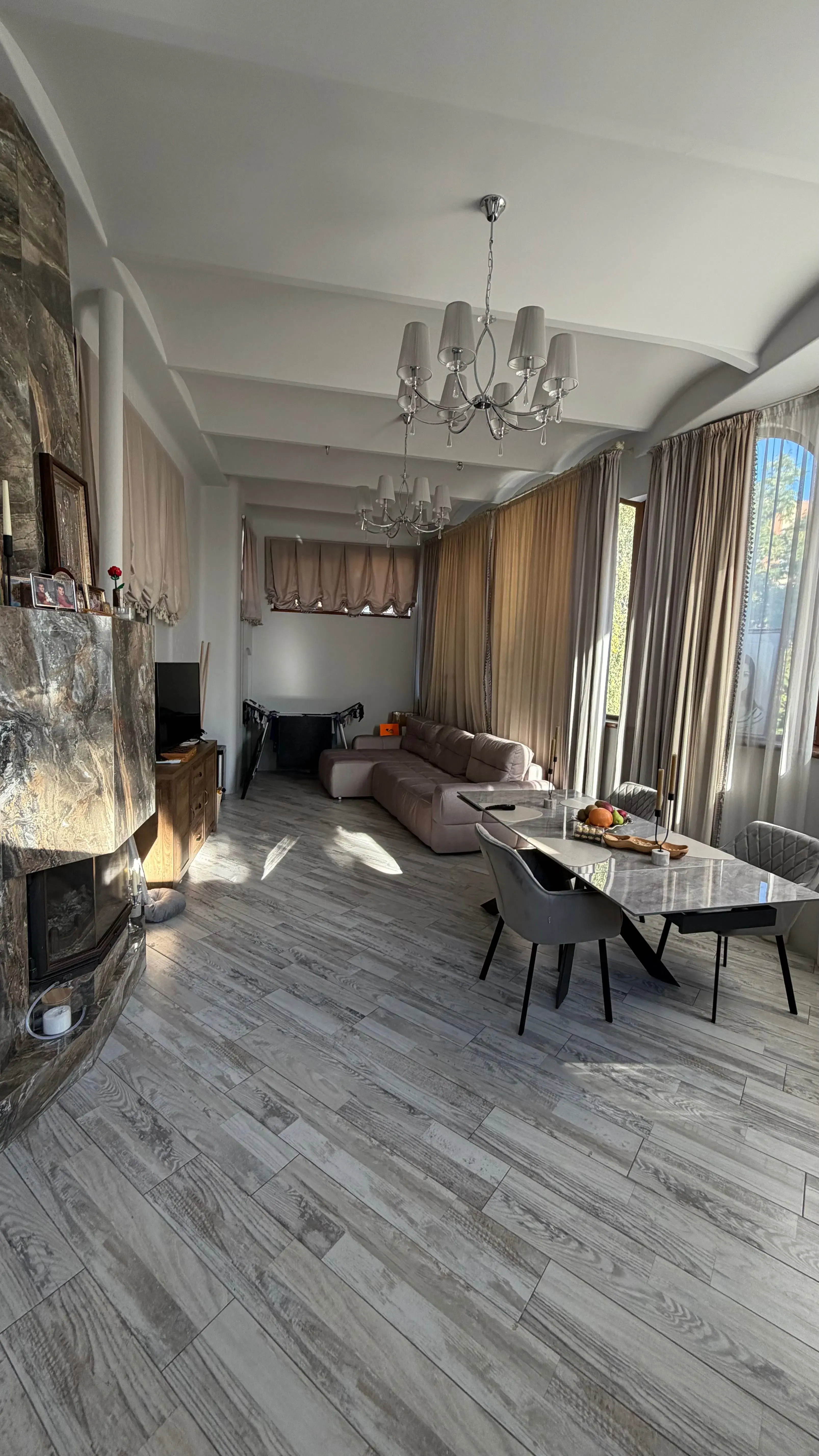 Зображення Продаж 3 - кімнатної квартири, площею - 110 кв.м.